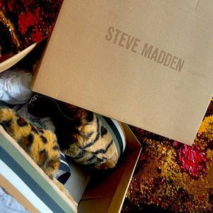 Steven Madden platform sandals camo and cheetah print. New No tags